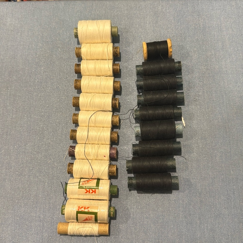 Lot of 21 thread bobbins cotton black n white